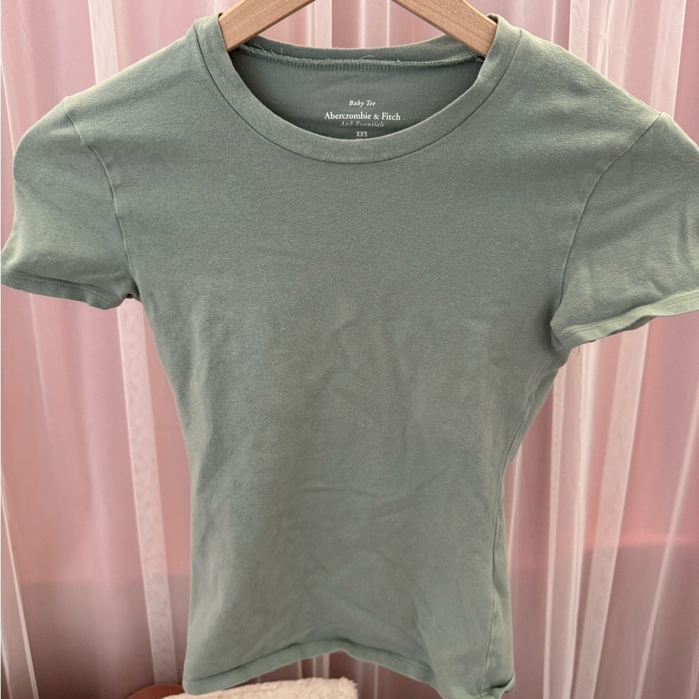 Abercrombie & Fitch Top